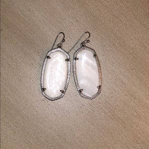 Kendra Scott Earrings!